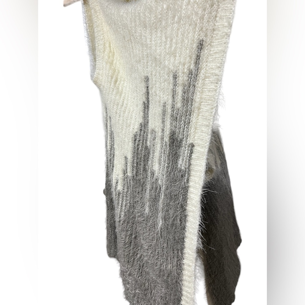 Eyelash Knit Waterfall Collar Vest - Picture 2 of 9